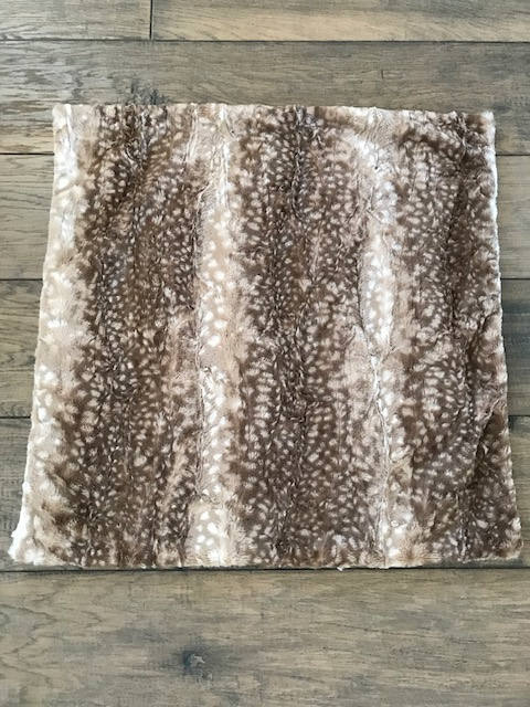 24" Fawn Minky Cuddle BlanketI Sew Jo